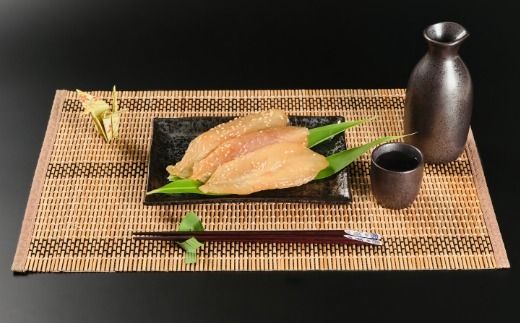 次は１年後！高品質フグの黄金干 約200g 干物 海鮮 フグ ふぐ 鮮魚 魚介 加工品 おつまみ 惣菜 ごはん お酒 の お供に 肴 高知 室戸