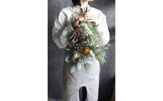 Xmas限定[ お任せ ]クリスマススワッグ　　花　インテリア　クリスマス　ドライフラワー　おしゃれ　壁飾り　植物　暮らし　冬　季節限定　きれい　綺麗　季節 ※2025年11月下旬頃より順次発送予定