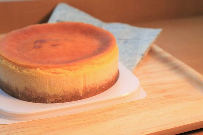 《12月24日までのお申込で年内発送間に合う》 蔵王チーズケーキ「雪えくぼ」＋ 窯出し焼きチーズケーキ「塊」|06_pcf-030101