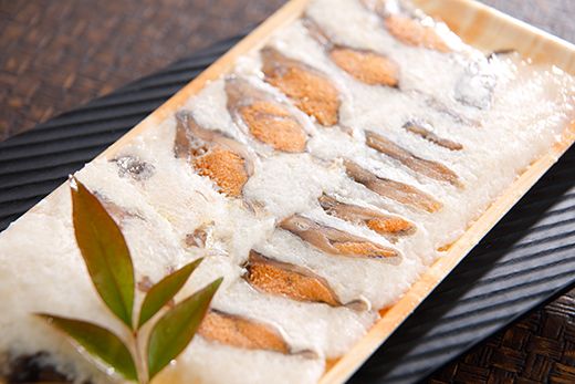 近江本にごろ　ふなずし　【160ｇ×1尾（スライス）】【AD02W】（滋賀県　近江八幡市）