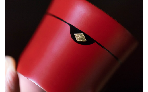 秀衡塗　栃ぐいのみ　2個入 / 漆器 お酒 おちょこ ぐいのみ グラス 食器 漆塗 うるしぬり 手塗り 木製 伝統工芸品 和 お正月 高級 結婚 新築祝い お祝い 贈答 贈り物 プレゼント ギフト 香典返し お返し おもてなし【ocy924-gui-2-cho】