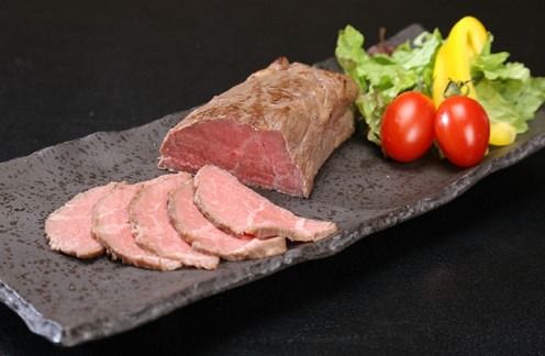 【3ヶ月定期便】常陸牛 贅沢コース（ハンバーグ、ローストビーフ、ビーフシチュー） 牛肉 和牛 惣菜 小分け 冷凍 K1720