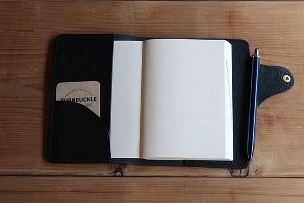 レザー手帳カバー（文庫本A6サイズ）【ブラック】イタリアンレザーカバー  Z017VC02