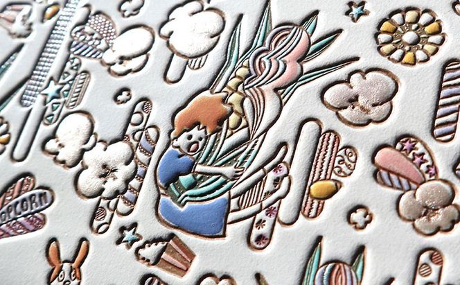 【文庫屋大関】マカロンポーチ 恋するもろこしガール【皮革工芸品】 ポーチ ミニポーチ 小物入れ アクセサリー入れ イヤホン入れ 収納 保管ケース 手のひらサイズ  本革 革 皮革 工芸品 工芸 雑貨 ギフト プレゼント 日本製 東京