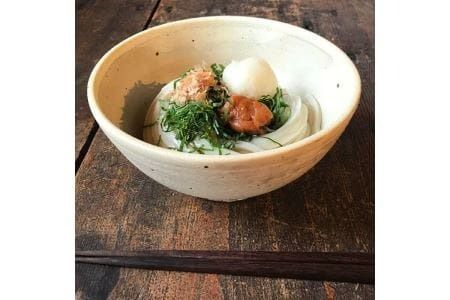 【 アイボリー シリーズ 】 麺鉢 ペア 糸島市 / うつわと手仕事の店 研　器 陶器 食器 茶碗 手作り クラフト [ARD021]