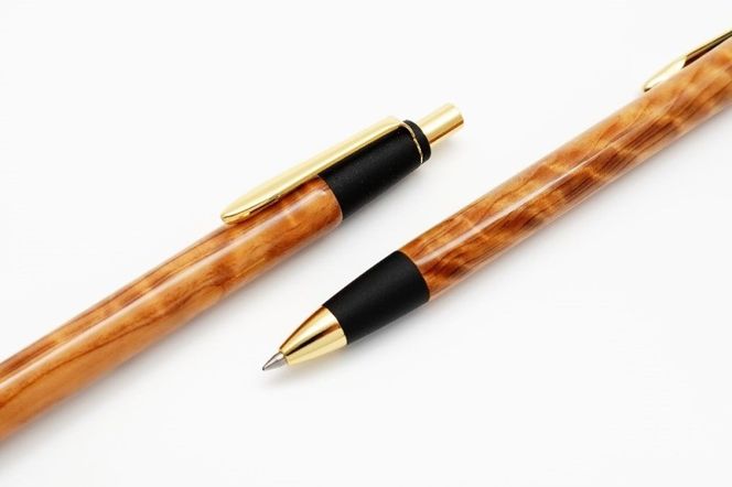 天然屋久杉ボールペン・ストレートタイプ(0.7mm)1本 〈ペン 文具 工芸品 文房具 木軸 木製 雑貨 ギフト 贈答 プレゼント〉 