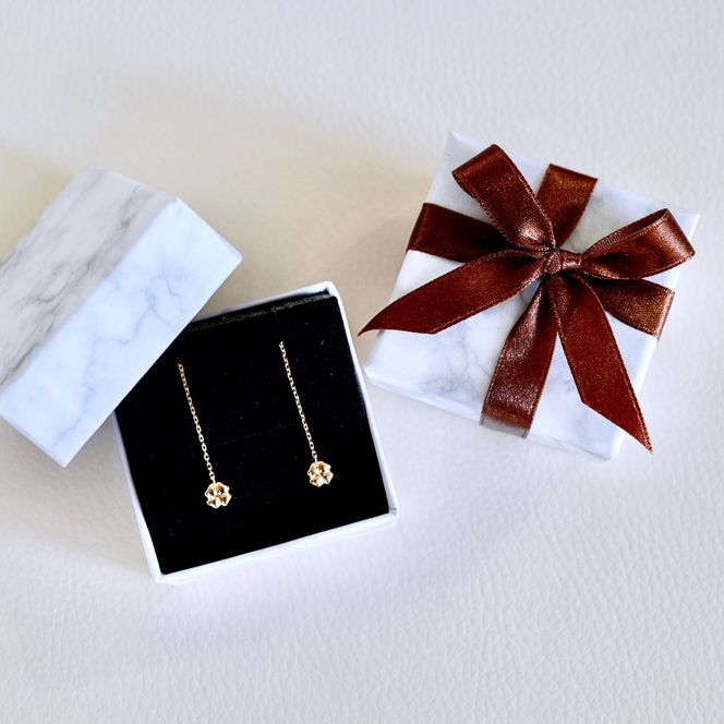 K18(18金) イエローゴールド 地金 クローバー チェーン ピアス シンプル 幸運 希望 幸福 愛情 健康 保証書付 KO-0072 242-036-a