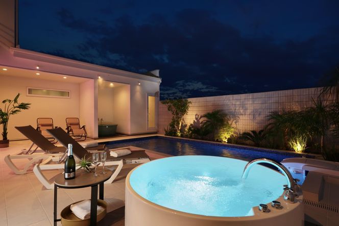 【クリスタルヴィラ白良浜ビーチ】プライベートプール・サウナ付きヴィラ ペア宿泊 304018_DR04