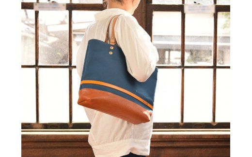 ハンドメイド　八幡帆布鞄トートバッグ・名入れ可能　Lサイズ　琵琶湖ブルー【CC02W】（滋賀県　近江八幡市）