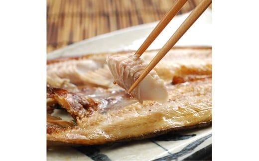 白糠漁協イチオシ白糠特産品セット 時鮭入 魚介セット ほっけ かれい 本ししゃも こまい 柳だこ さんま 時しらず ふるさと納税 北海道 白糠町