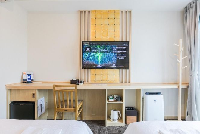 【変なホテルプレミア 京都八条口駅前】1泊朝食付 ペア宿泊券《ツインルーム》 ［ 京都 旅行 宿泊 ホテル 旅館 人気 おすすめ 割引 チケット クーポン トラベル 宿 観光 グルメ ふるさと納税］  261009_A-LA064