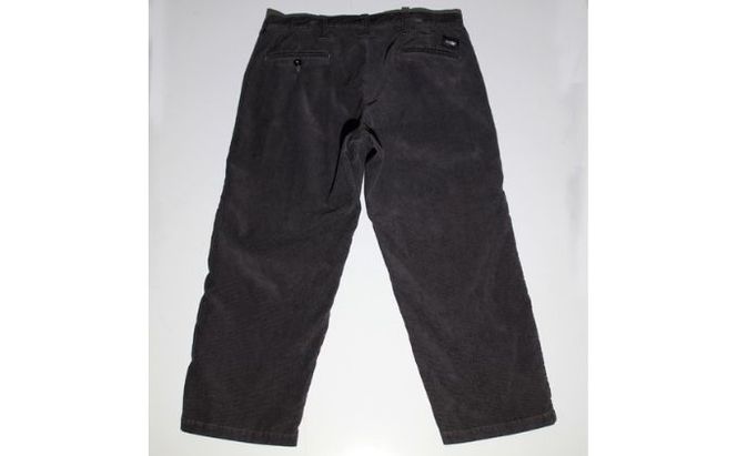 TheCaviar ヴィンテージコーデュロイトラウザー　ブラック ファッション 男性 メンズ ズボン パンツ 日本製 クラシカル ワークスタイル シルエット 綺麗 ベルトループ巾 レングス設定 細部 こだわり 