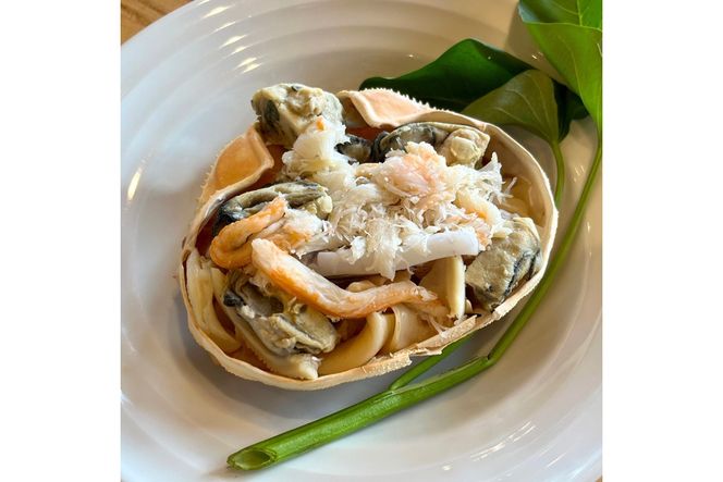 香住ガニと丹後魚介のズッパ ディ ペッシェ　BR00069