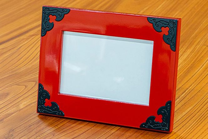 仙台箪笥 フォトスタンド 朱色漆塗り SB-003E 小型 高級 工芸品 伝統 写真立て|06_kyk-790201