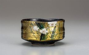 九谷焼　抹茶碗・金箔梅　山田登陽志 インテリア 工芸品 装飾品 