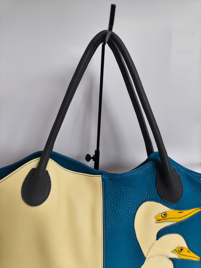 「鞄工房　香」鳥の二色トートバッグ （横型） FAA7066