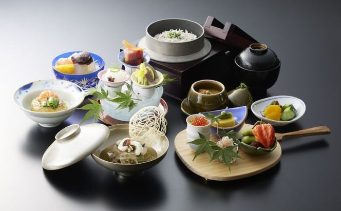【優雅にホテルステイ】季節の会席付き宿泊券(1泊2食付き) お食事券 チケット 