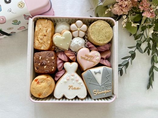 【studio chaleur+】ウェディングクッキー缶 |クッキー クッキー缶 クッキーボックス クッキーBOX cookie お菓子 缶 詰め合わせ アソート スイーツ 洋菓子 結婚祝い お祝い ギフト プレゼント 贈り物 贈答 人気 おしゃれ 可愛い 岐阜県 瑞穂市
