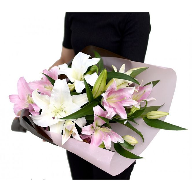 【母の日ギフト】カサブランカとピンク百合の花束＜お届け日：2026年5/4～5/10 当店おまかせ ＞【母の日 ギフト カサブランカ ピンク 百合 花束 花 花傷み防止 大阪府 門真市 】 272230_BG067