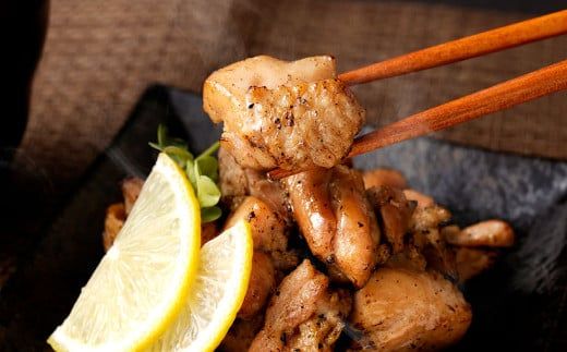 【年6回定期便】鶏の塩焼き・炭火焼 食べ比べ セット 約1.1kg（各3パック）×6回
