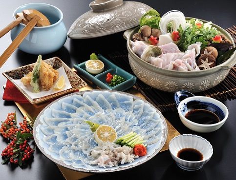 （冷蔵配送）【2026年11月より順次発送】【先行予約】【先行受付】御宿はなわらび　天然とらふぐ てっさ・てっちりセット　3～4人前【はなわらび】_HA1009