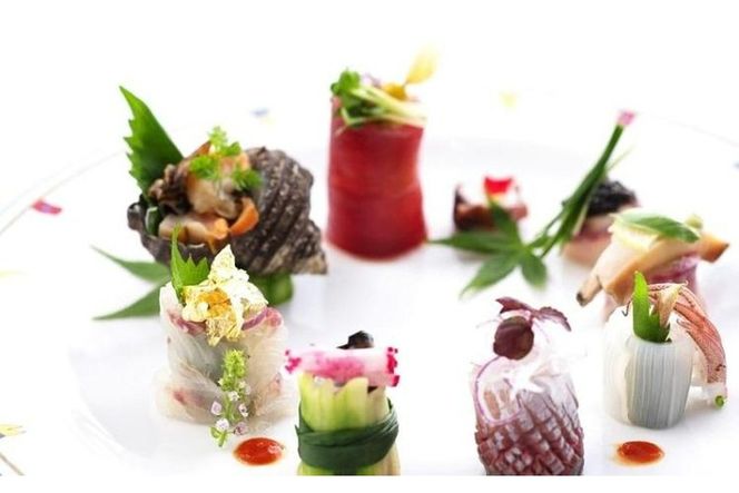 佐伯の フランス料理 ムッシュカワノ ランチ・ディナー ペア お食事 招待券 フレンチ お食事 料理 大分県 佐伯市 【FM02】【フランス料理ムッシュカワノ】