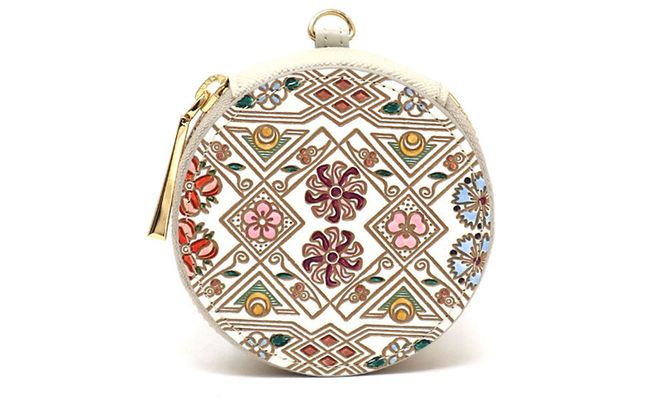 【文庫屋大関】マカロンポーチ 花菱【皮革工芸品】 ポーチ ミニポーチ 小物入れ アクセサリー入れ イヤホン入れ 収納 保管ケース 手のひらサイズ  本革 革 皮革 工芸品 工芸 雑貨 ギフト プレゼント 日本製 東京