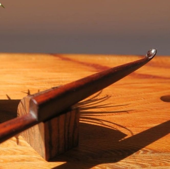 木製耳かき 紫檀（シタン）材 ［195S25］ 紫檀 シタン材 木製 耳かき 安定 グリップ感 優しい形状 体に優しい スプーン形状 刺激を軽減 肌触り 防虫 防腐 耐朽性 愛知県 小牧市 送料無料