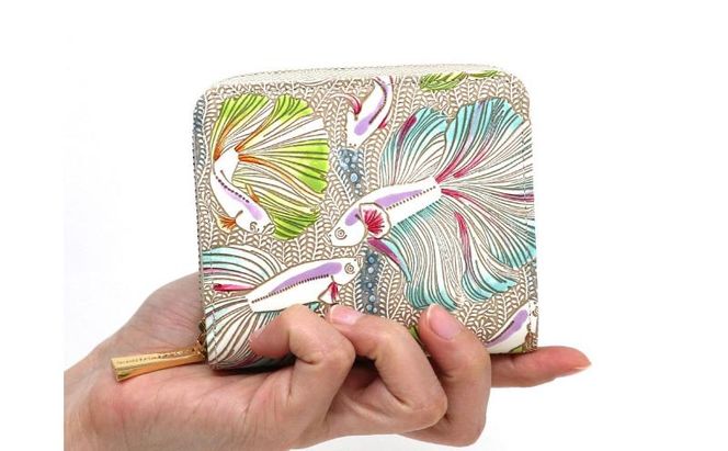 【文庫屋大関】二つ折りファスナーミニ財布 ラビリンスフィッシュ＜グリーン＞【皮革工芸品】財布 二つ折り 小物 お札 カード 小銭 コンパクト 牛革 手作り 日本製 墨田区 東京都