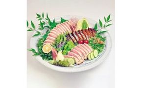 土佐のおきゃくセット 禄 藁焼き鰹タタキ1節 びん長鮪タタキ2節 合わせて780g【株式会社大熊】 [BQAA031]