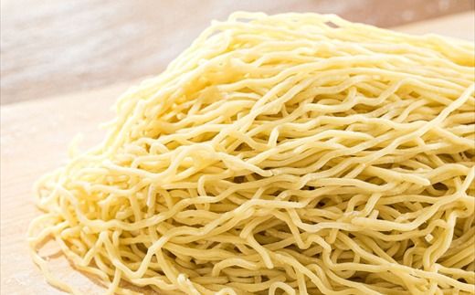 釧路町発 〆まで美味しい細ちぢれ麺（湿原生ラーメン400g）×4袋（16食分）| 北海道で人気 細麺 釧路ラーメン 湿原生 鍋の締め ラーメン 生麺 おすすめ 鍋のシメ 鍋の〆に 食べるラーメン 冷蔵 森谷食品 ご当地グルメ 北海道 釧路町 釧路超 特産品　121-1224-137-004