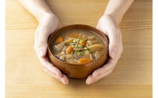 【定期便5ヶ月】吉野家 レトルト 豚汁 10袋