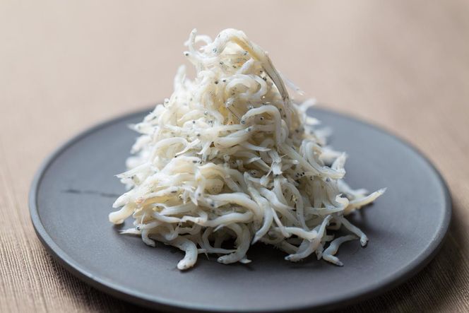 C6027n_まるとも海産【冷蔵】茹でたて 釜揚げしらす 400g (200g×2) 天日干し ちりめん 400g (200g×2) セット 紀州湯浅湾直送！