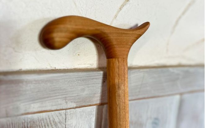 【身長に合わせてオーダーメイド】 木製 ステッキ 糸島市 / 工房はーべすと 杖 おしゃれ[AYA077]