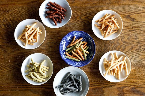 かりんと百米 1袋 黒糖 かりんとう 庄内産米100％ 米菓 米油 おやつ お菓子