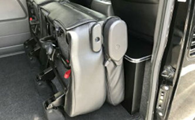 日産　 NV350キャラバン　プレミアムGX　セカンドテーブル（2車種用） 雑貨 日用品 
