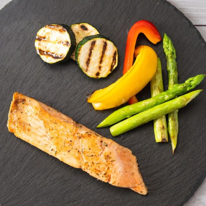 12-199 塩桜ます切身　たっぷり1kg