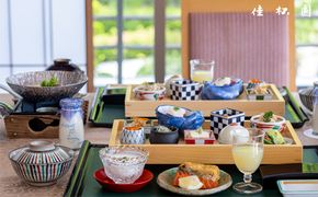 花巻温泉佳松園　1名様宿泊券（一泊朝食付き） 【409】