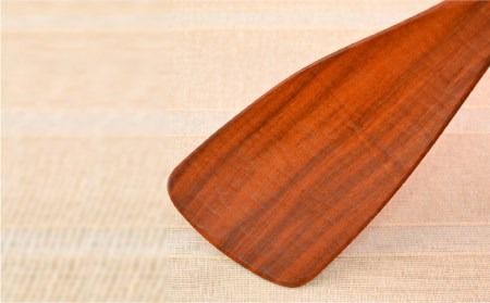 木ベラ（ 右利き用 ）/さくら 【カントリーチェア】【いとしまごころ】[ATC012] 木べら ヘラ フライ返し 木 日本製 木工 おしゃれ 雑貨 調理器具