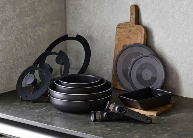 フライパン TERACOAT 12点 セット ブラウン アイリスオーヤマ IH ガス フライパン鍋セット 26cm 鍋 卵焼き 卵焼き器 エッグパン 炒め鍋 蓋 蓋付き 取っ手 取っ手が取れる 調理器具 キッチン IH対応 ギフト EHDC-T12S アイリス 宮城 宮城県 大河原町