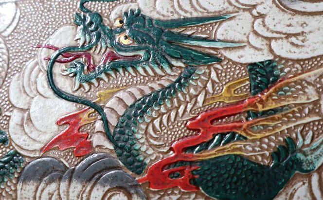 【文庫屋大関】マカロンポーチ 龍＜緑＞【皮革工芸品】 ポーチ ミニポーチ 小物入れ アクセサリー入れ イヤホン入れ 収納 保管ケース 手のひらサイズ  本革 革 皮革 工芸品 工芸 雑貨 ギフト プレゼント 日本製 東京