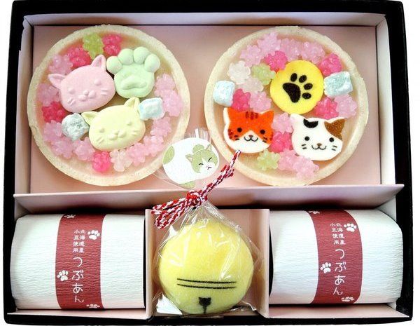 「ねこ忍茶かぷちーの」と「ねこもにゃか」お配りセット（各4箱）見て楽しい、飲んで美味しい、面白い和スイーツ〈スイーツ 和菓子 宇治抹茶 ほうじ茶 カプチーノ こんぺい糖 もなか 粒あん ねこ〉 