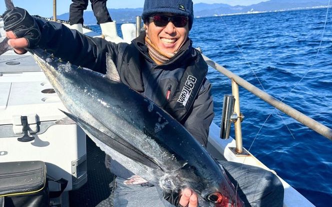 遊漁船「第八十八翔栄丸」 乗船利用クーポン / 釣り 海釣り 船釣り 釣り船 魚釣り フィッシング fishing 漁船 体験 チケット クーポン ジギング ジギング船 タイラバ トンジキ イカメタル アジング サビキ釣り イカ釣り キャスティング 三重県 紀宝町 【sem001-sem002-sem003】