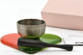 京都・二方屋「舞妓りん（MY CORIN）ガラスハート＜茶柿＞」〈工芸品おりん音色インテリアおしゃれ仏具リフレッシュガラスハート雑貨日用品〉 