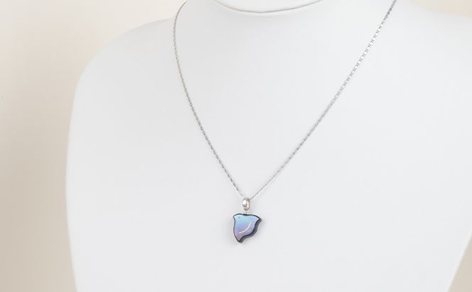 【嵯峩螺鈿野村】千鳥ネックレス｜京都 老舗 伝統工芸 漆器 ジュエリー［ 京都 老舗 伝統工芸 工芸品 アクセサリー ジュエリー ファッション 漆 人気 おすすめ 職人 お取り寄せ 通販 送料無料 ふるさと納税 ］ 261009_B-AS24