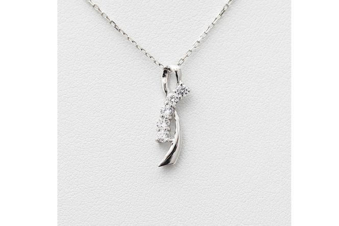 ネックレス プラチナ PT900 ダイヤモンド 0.2ct リボン モチーフ レディース ペンダント【f132-pt】 [株式会社オーダーメイドジュエリーメイ 山梨県 韮崎市 20742943] アクセサリー ジュエリー アクセ