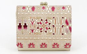 【文庫屋大関】三つ折りミニ財布　アポロン（ピンク）【皮革工芸品】 ファッション 小物 民芸品 お札 カード 小銭 手のひらサイズ コンパクト 大人かわいい 牛革 手作り 国産 