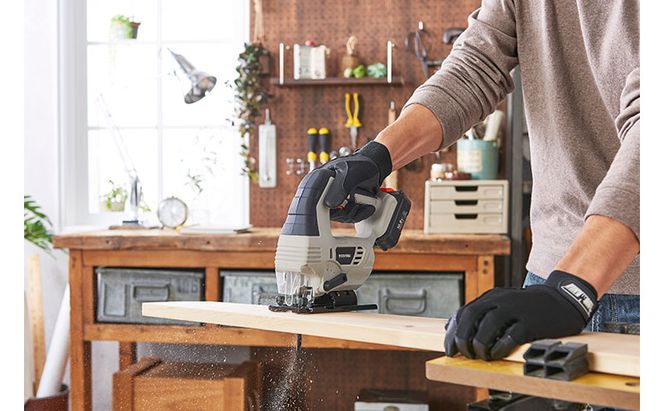 充電式ジグソー10.8V JJS101TC サンドベージュ ジグソー 電動 充電式 10.8V 木工用ブレード付き 家庭用 Type-C充電 バッテリー  コードレス アイリスオーヤマ ノコギリ のこぎり 電動工具