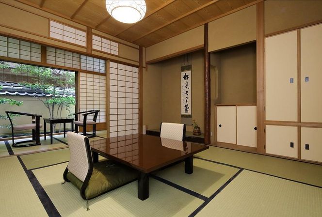 【炭屋旅館】平休日1泊2食付 ペア宿泊券《和室》［ 京都 旅行 宿泊 ホテル 旅館 人気 おすすめ 割引 チケット クーポン 観光 トラベル 宿  グルメ ふるさと納税 ］  261009_A-LA074