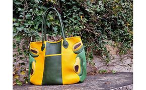 アボカドデザインのアートなレザートートバッグ ファッション カバン ラージ 牛革 パッチワーク ジェンダーレス ポケット ボトルホルダー 